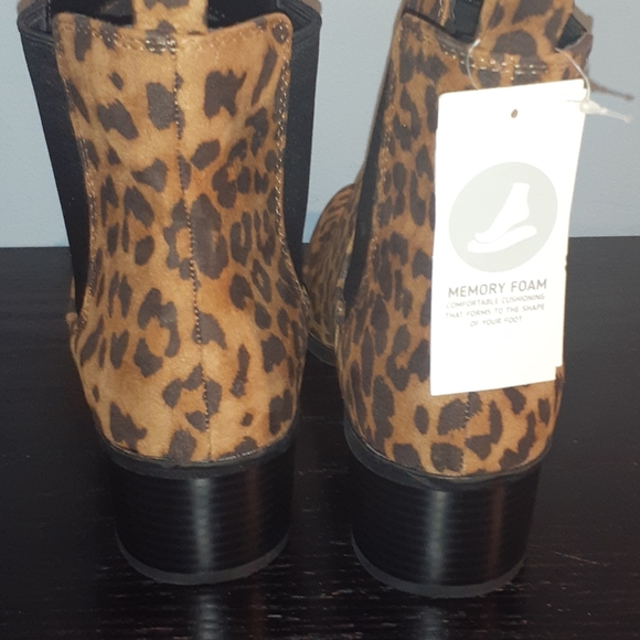 NWT A new day Brown Leopard Print Bootie Sz 9 1/2 - Picture 4 of 11